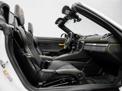 Used 2024 Porsche 718 Boxster Spyder RS RWD image 27
