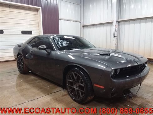 Used 2018 Dodge Challenger R/T w/ Blacktop Package image 3