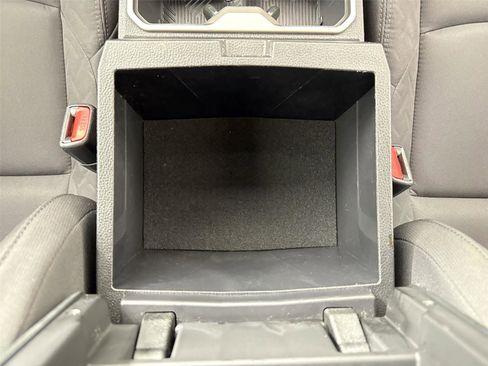 Certified 2024 Toyota Tacoma SR5 image 33