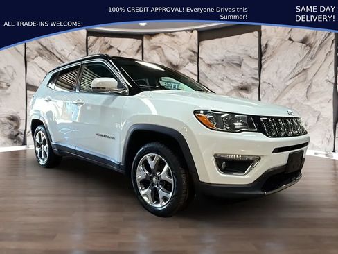 Used 2017 Jeep Compass Limited AWD/4WD image 1
