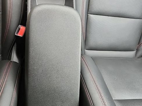 Certified 2024 Chevrolet Trax RS FWD image 27