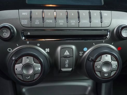 Used 2015 Chevrolet Camaro Z/28 image 29