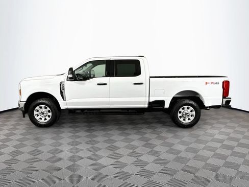 Used 2024 Ford F350 XLT w/ FX4 Off-Road Package AWD/4WD image 4