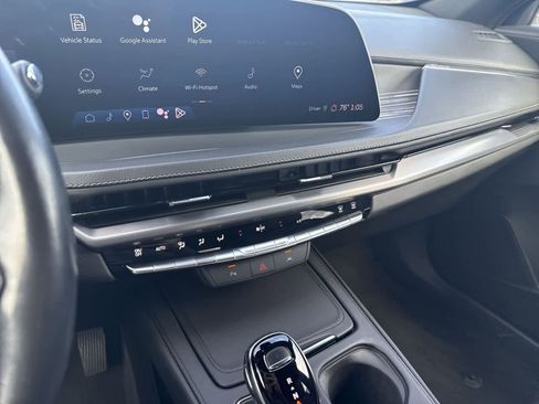 Used 2024 Cadillac XT4 Premium Luxury image 20