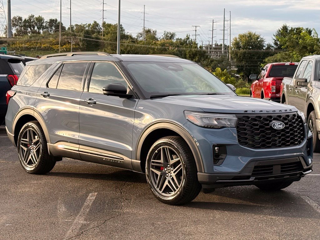 New 2027 Ford Explorer ST-Line w/ Premium Package AWD/4WD image 33