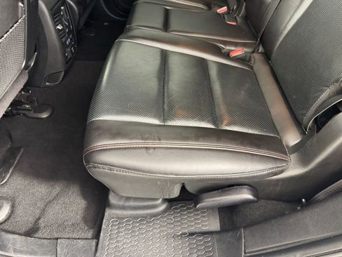 Used 2023 Dodge Durango GT image 25