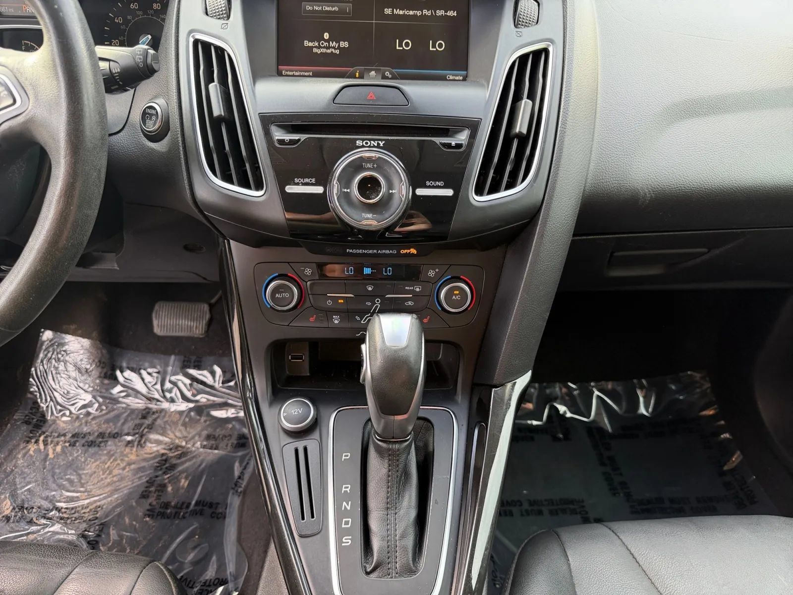 Used 2015 Ford Focus Titanium FWD image 12