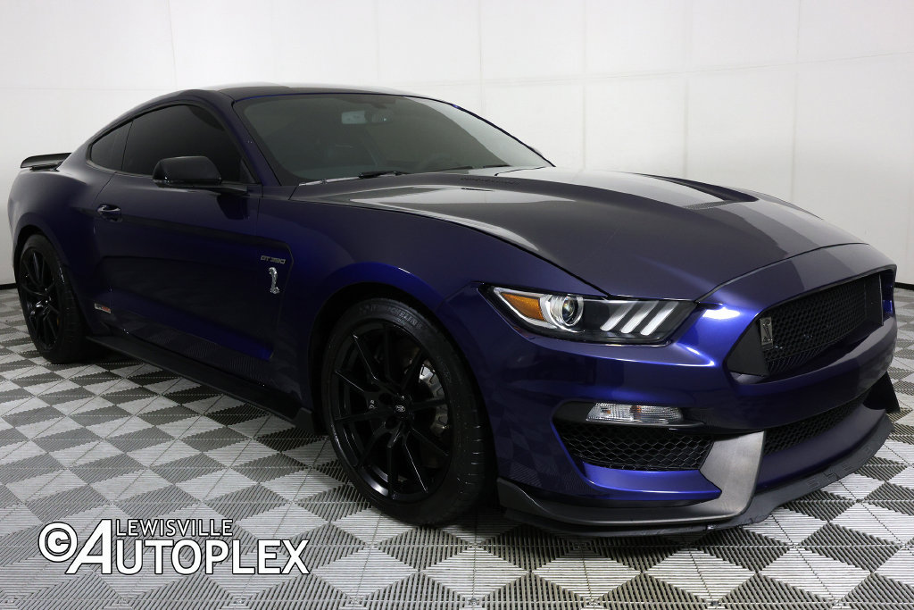 Used 2018 Ford Mustang Shelby GT350 w/ Convenience Package RWD image 3