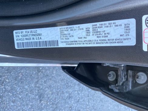 Used 2024 RAM 1500 Laramie image 32