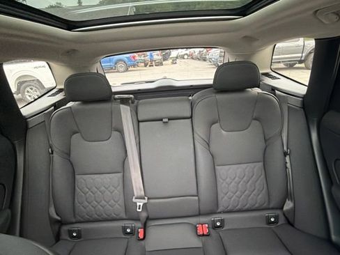 Used 2026 Volvo XC60 B5 Core w/ Climate Package AWD/4WD image 24