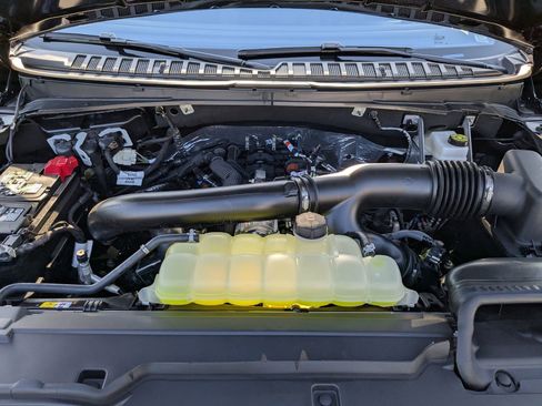 New 2025 Lincoln Navigator L Reserve w/ Jet Appearance Package image 11