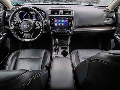 Used 2018 Subaru Outback 3.6R Limited image 20