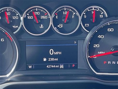 Used 2021 Chevrolet Silverado 1500 LT Trail Boss w/ Bed Protection Package image 26