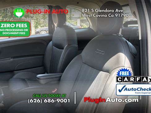 Used 2012 FIAT 500 Lounge w/ Luxury Leather Pkg FWD image 11