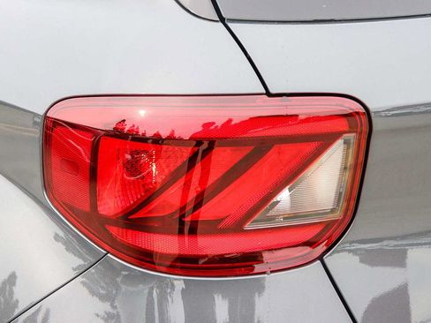 New 2026 Hyundai Venue SEL FWD image 11