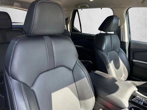 Used 2023 Honda Pilot EX-L image 30