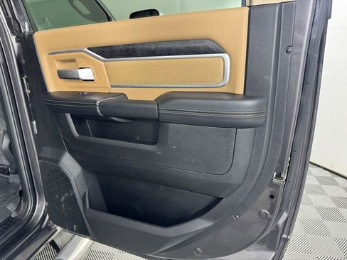 Used 2021 RAM 2500 Big Horn w/ Level 1 Equipment Group image 33