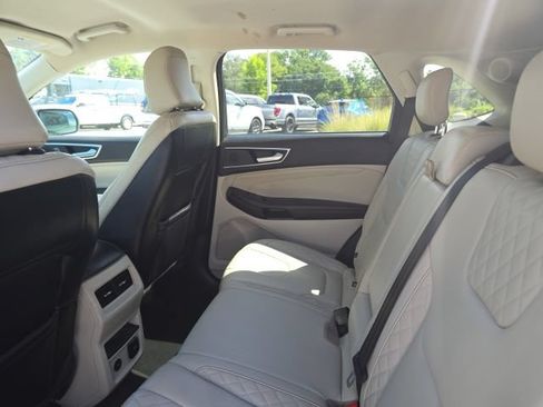 Used 2024 Ford Edge Titanium AWD/4WD image 8