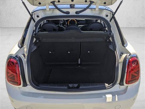 Used 2021 MINI Cooper 4-Door Hardtop FWD image 6