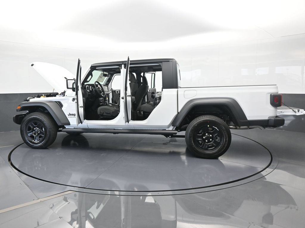 Used 2025 Jeep Gladiator Sport AWD/4WD image 69