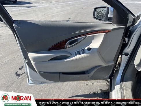 Used 2013 Buick LaCrosse Leather image 9
