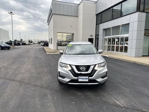 Used 2017 Nissan Rogue S FWD image 7