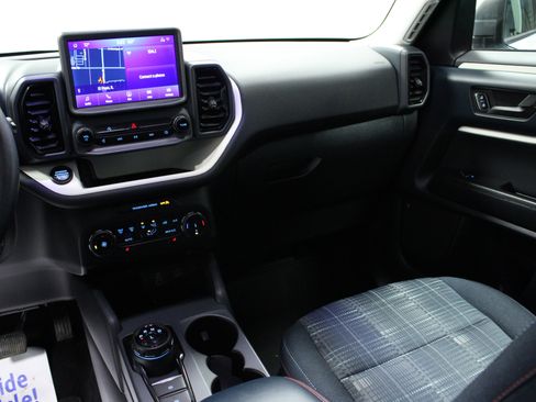 Used 2024 Ford Bronco Sport Heritage w/ Heritage Convenience Package image 19