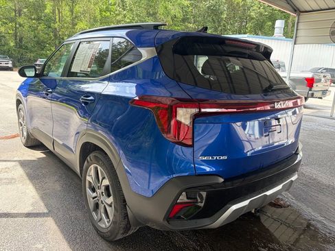 Used 2024 Kia Seltos S FWD image 4