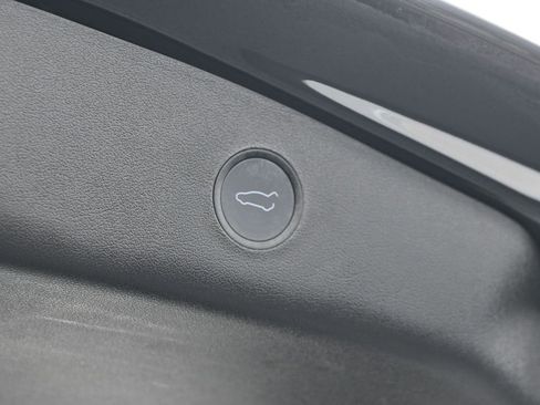 Used 2021 Tesla Model 3 Standard Range Plus image 32