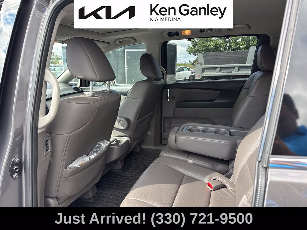 Used 2016 Honda Odyssey Touring image 11