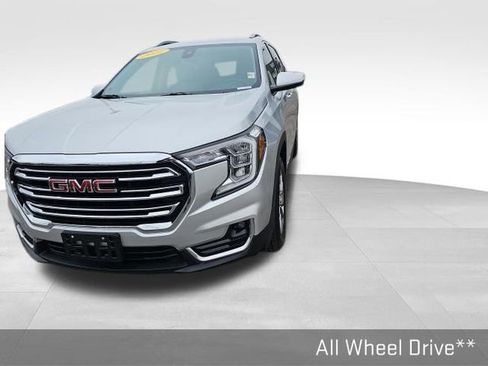Used 2022 GMC Terrain SLT image 7