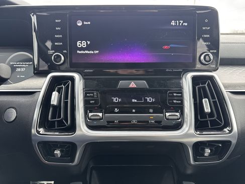 Certified 2021 Kia Sorento SX image 12
