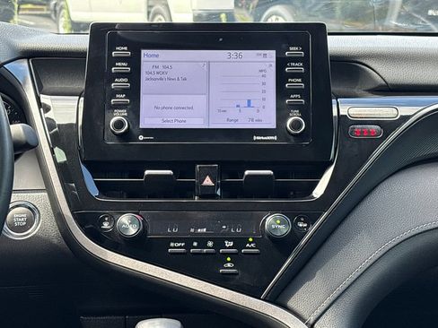 Used 2024 Toyota Camry SE w/ Convenience Package FWD image 17