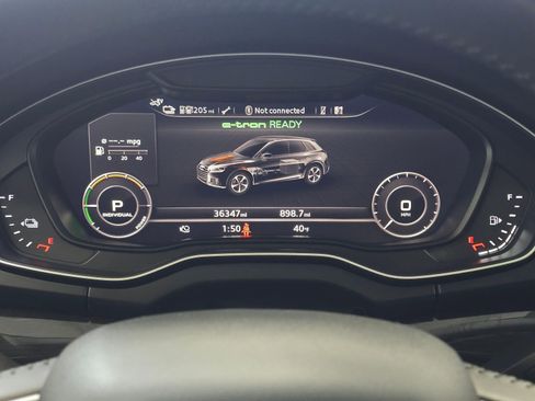 Used 2020 Audi Q5 e Prestige w/ Prestige Package image 39