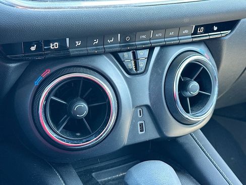 Used 2024 Chevrolet Blazer LT w/ Convenience Package image 14