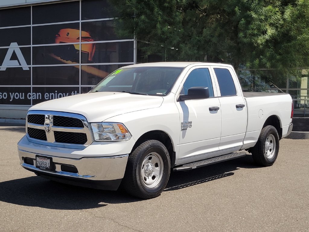 Used 2024 RAM 1500 Classic SLT AWD/4WD image 10