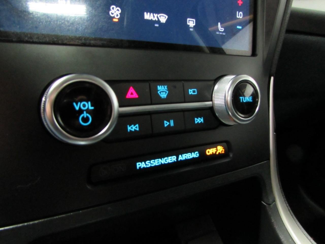 Used 2024 Ford Edge SEL w/ Convenience Package AWD/4WD image 29