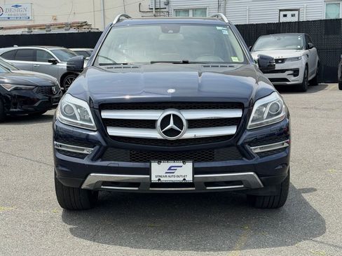 Used 2014 Mercedes-Benz GL 450 4MATIC image 2