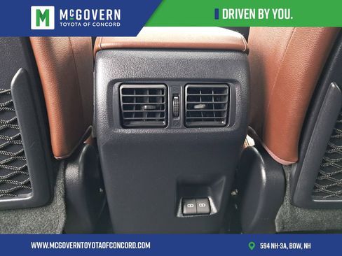 Used 2024 Toyota 4Runner Limited image 24