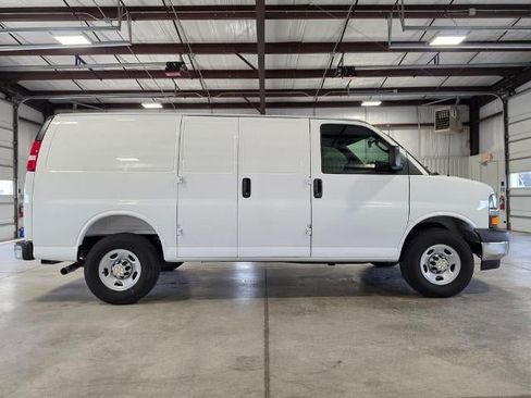 New 2026 Chevrolet Express 2500 w/ Driver Convenience Package RWD image 5