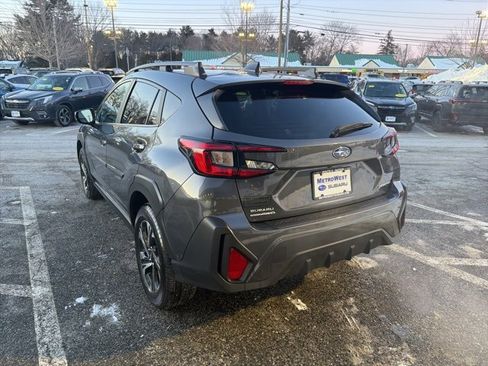 Used 2024 Subaru Crosstrek 2.0i Premium image 5