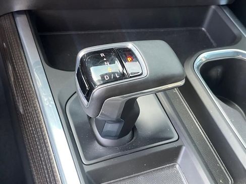 Used 2025 Chevrolet Silverado 1500 LT Trail Boss w/ Convenience Package II image 17