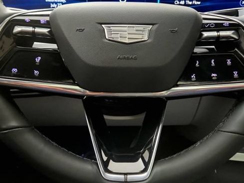 Used 2024 Cadillac Lyriq Luxury AWD/4WD image 59