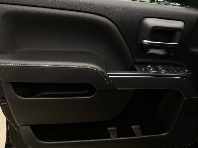 Used 2018 Chevrolet Silverado 1500 LT AWD/4WD image 25