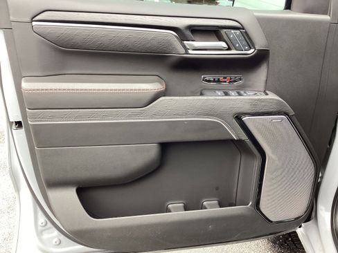 Used 2024 GMC Sierra 1500 AT4X image 14