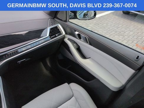 Certified 2024 BMW X5 xDrive40i w/ M Sport Package AWD/4WD image 19
