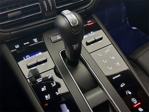 Used 2022 Porsche Macan GTS image 19