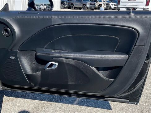 Used 2022 Dodge Challenger R/T w/ Plus Package image 36