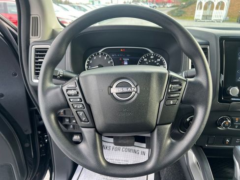 Used 2024 Nissan Frontier SV w/ Technology Package image 15