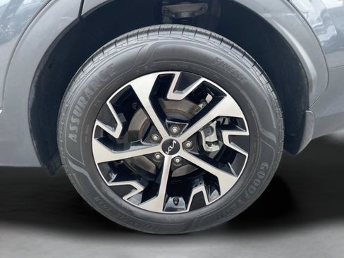 Certified 2023 Kia Sportage EX AWD/4WD image 40